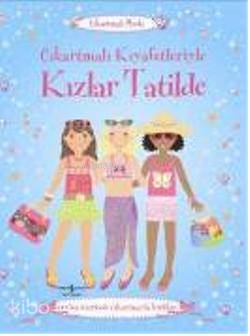 Çıkartmalı Kıyafetleriyle Kızlar Tatilde